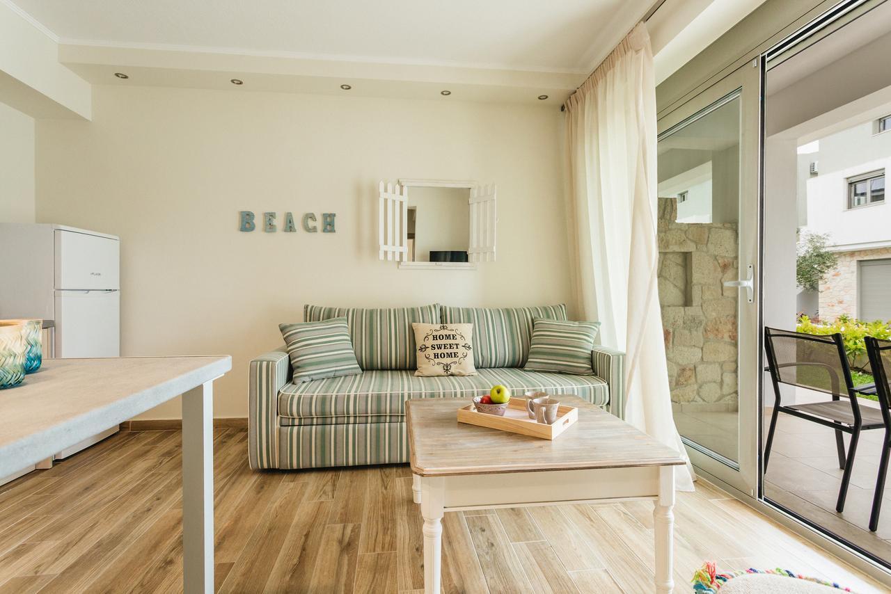 Enastron Apartment Pefkochori Exterior foto